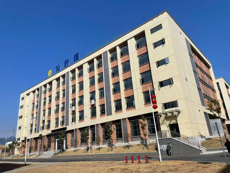 Yichun Qinningmeng Electronics Co., Ltd. ligne de production du fabricant